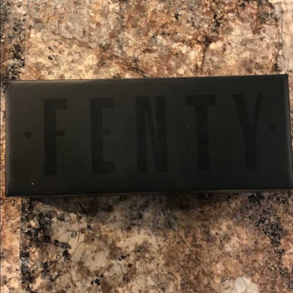 Fenty by Puma Jelly Slides - Picture 5 of 5